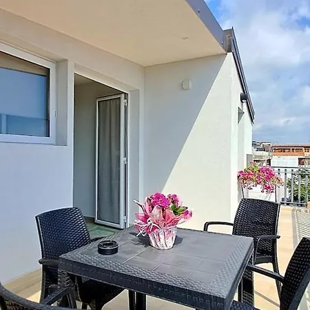 Apartment La Tirrazza