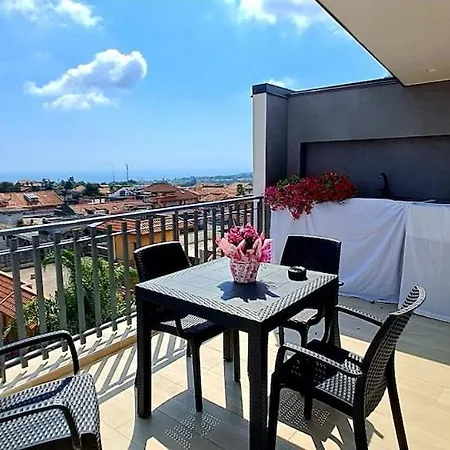 La Tirrazza Aci Sant'Antonio