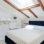 La Tirrazza アーチ・サンタントニオ